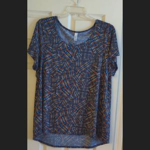 LuLaRoe classic Tee 2x